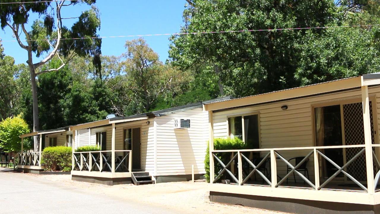 Adelaide Brownhill Creek Tourist Park Hotel ภายนอก รูปภาพ