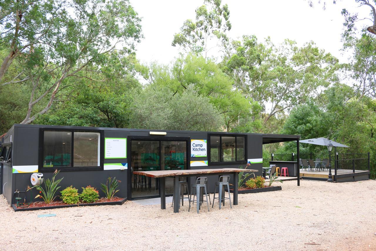 Adelaide Brownhill Creek Tourist Park Hotel ภายนอก รูปภาพ