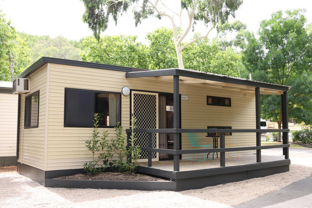 Adelaide Brownhill Creek Tourist Park Hotel ภายนอก รูปภาพ
